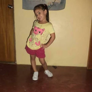 Meet your Posher, Stefany